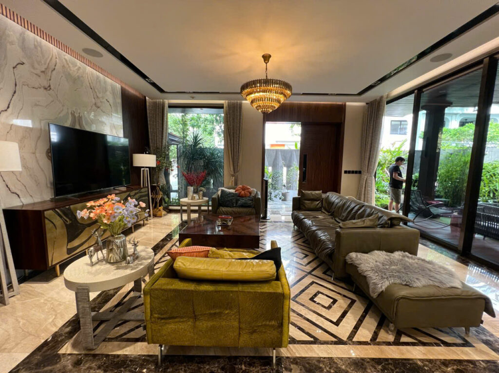 Bán biệt thự nam thông 3 phú mỹ hưng căn góc